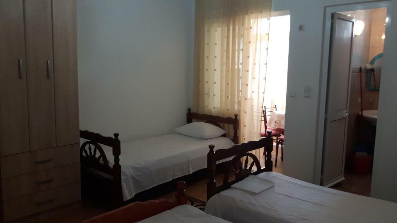 Guesthouse Sinani أولتْسي المظهر الخارجي الصورة